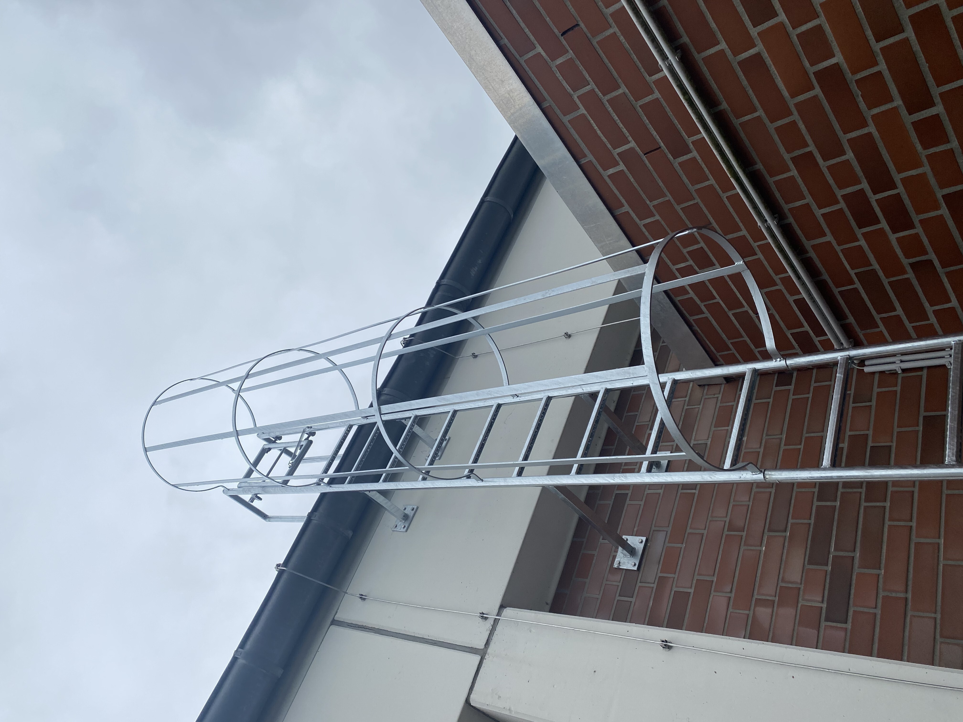 Feuerwehrleiter am Gebäude